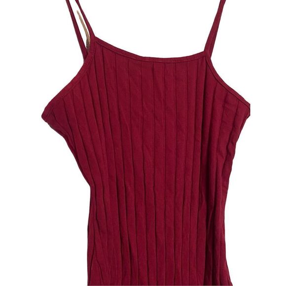 Ribbed Cranberry Red Bodycon Dress - Picture 5 of 6